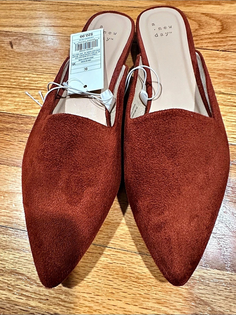 A New Day Pointed Toe Flats in Red Suede US 9.5